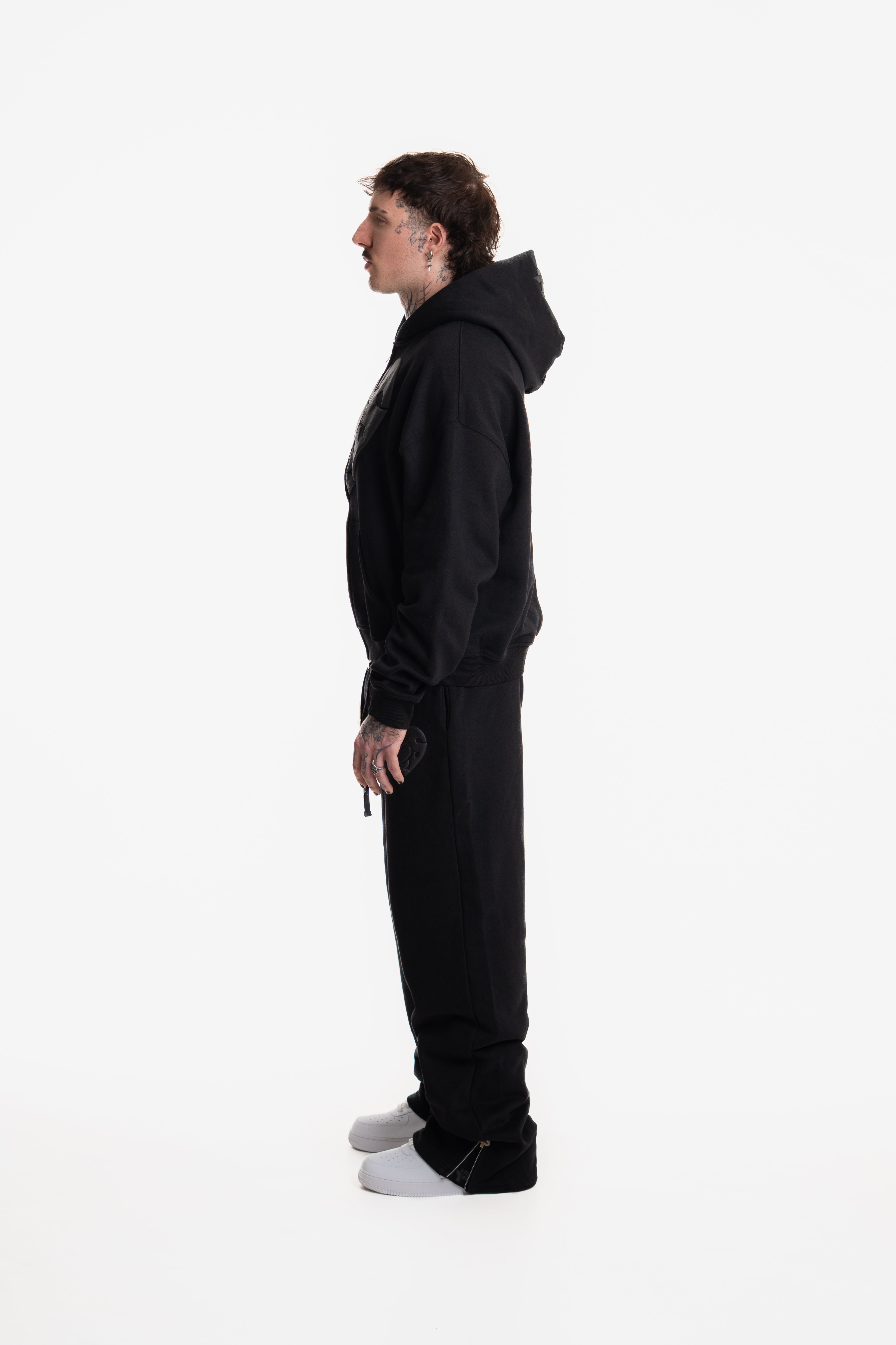 ZIP HEM JOGGER BLACK