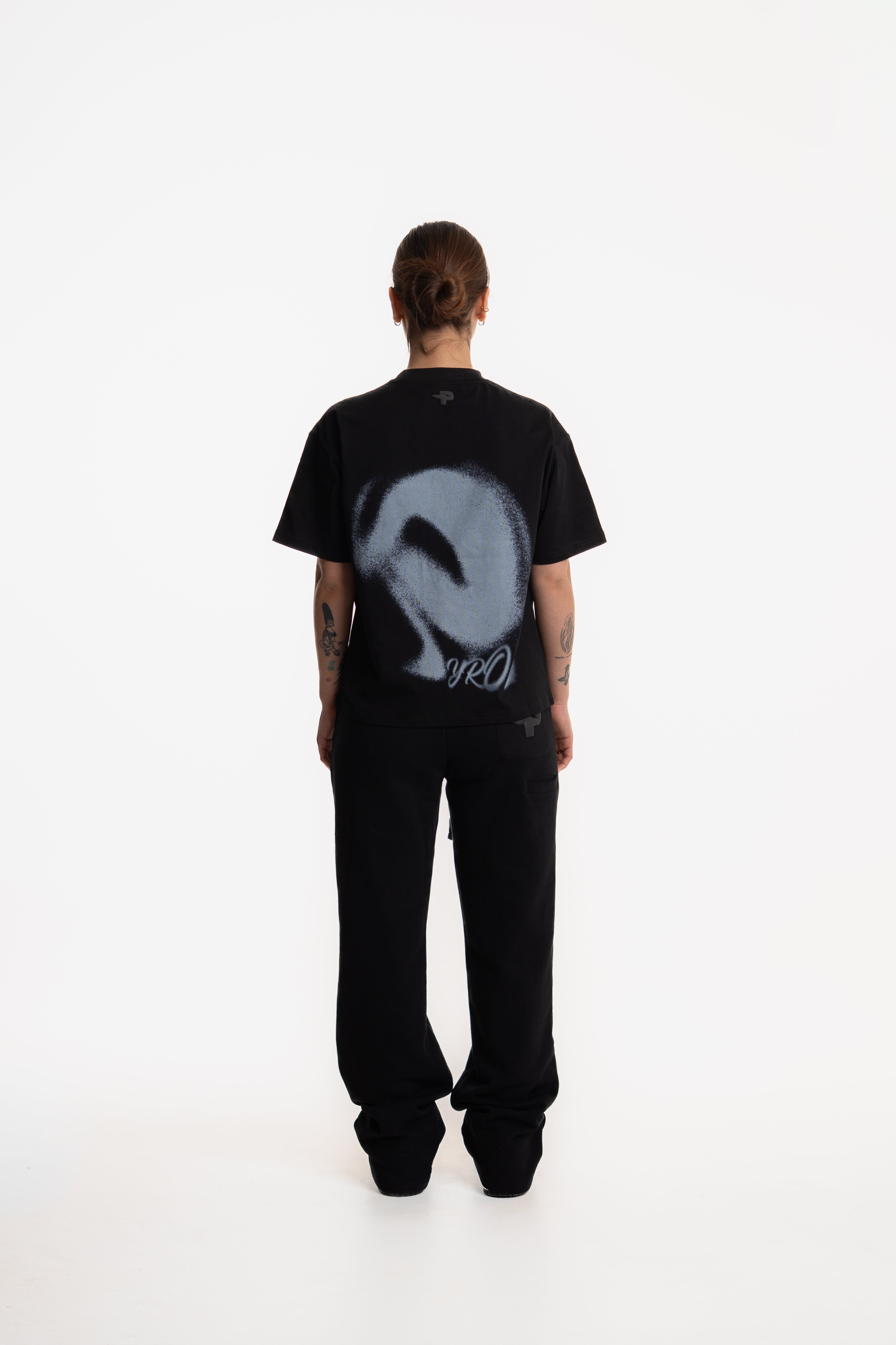 PERSON PRINTED T-SHIRT BLACK