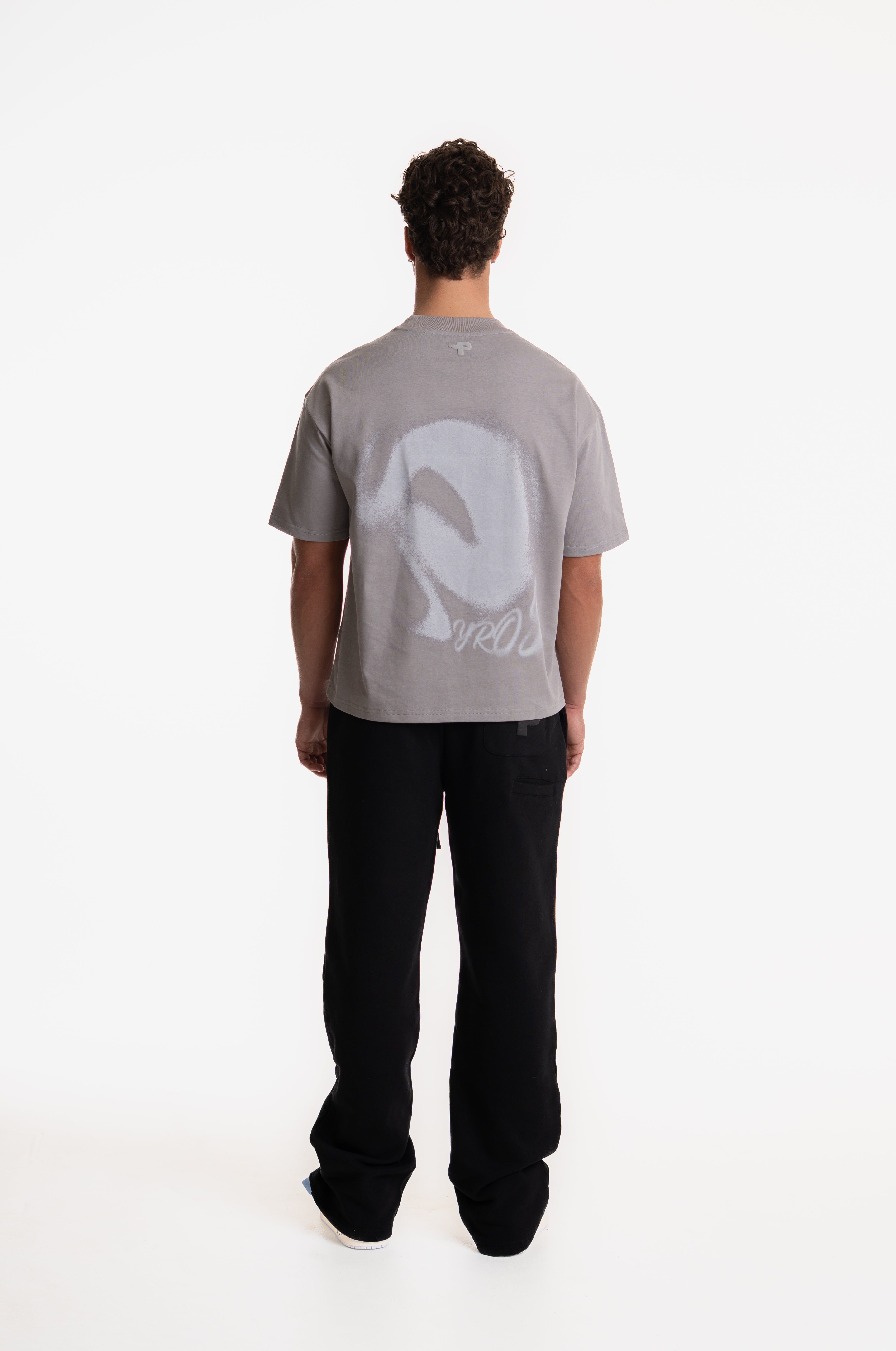 PERSON PRINTED T-SHIRT GREY